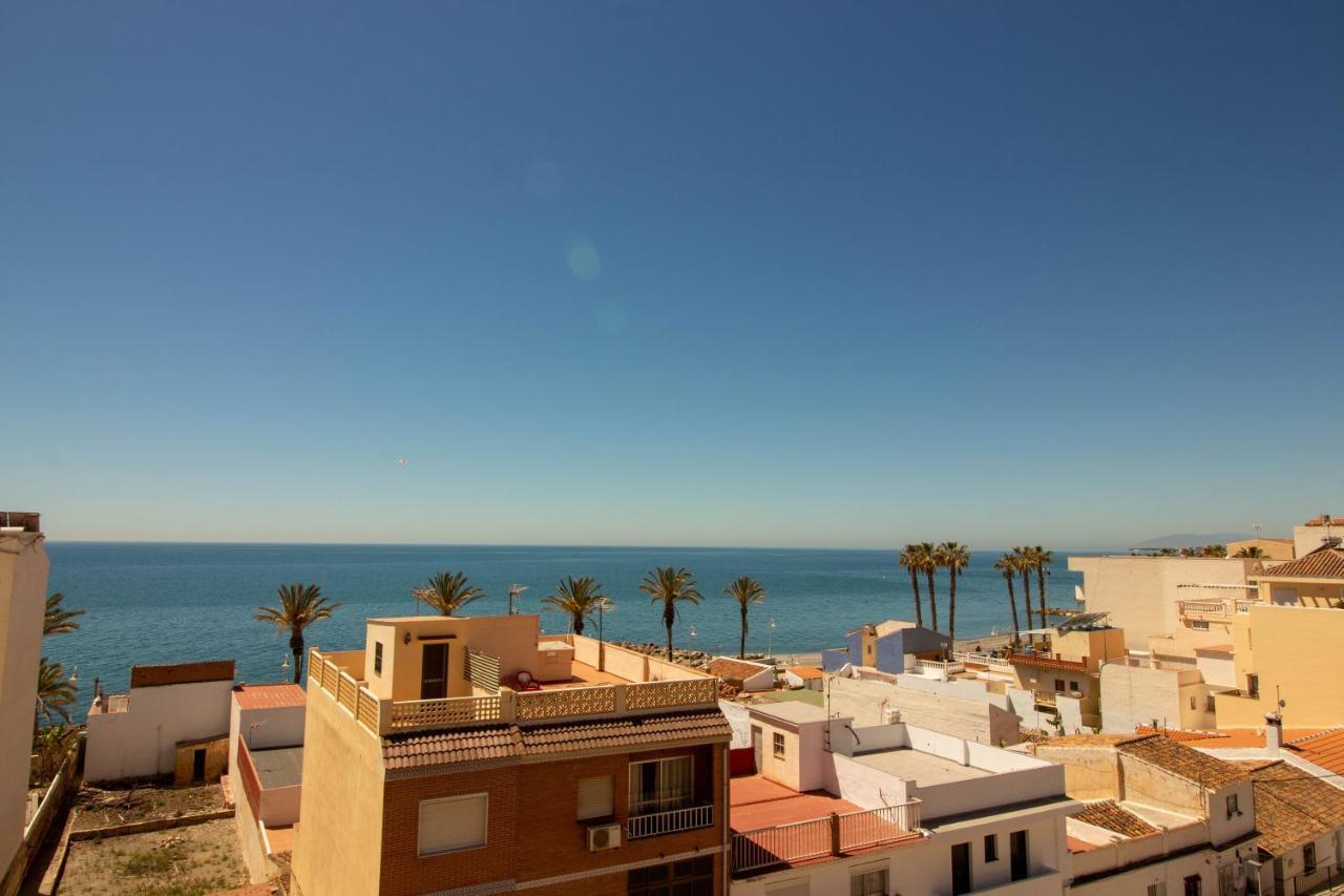 A View Of The Beach Duplex Málaga Buitenkant foto